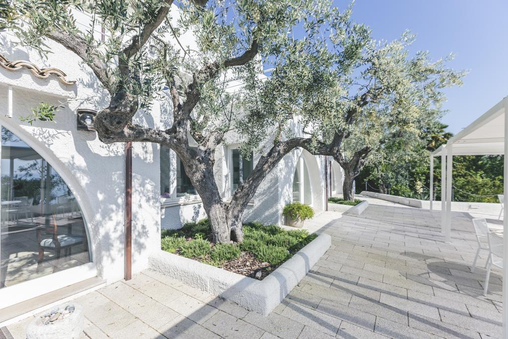 Villa Vignola Hotel Vasto Exterior photo